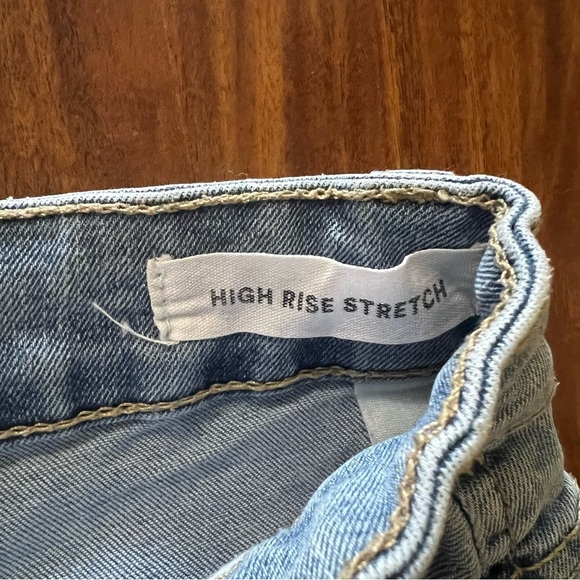 Cotton On Light Blue High Rise Stretch Denim Shorts size 4 - Picture 3 of 4